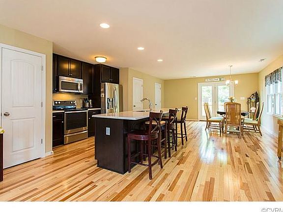 3rd image of 517 1/2 N 29th St