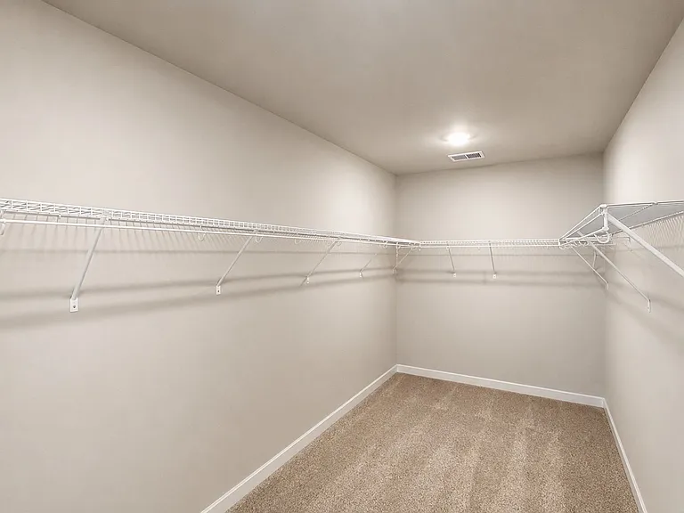 256 Agrarian Ave — Photo 10