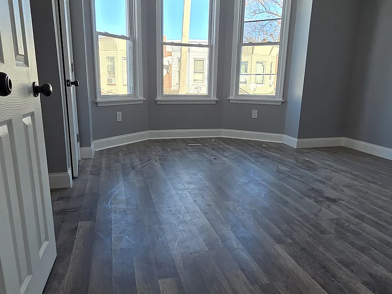 2934 W Wishart St — Photo 13