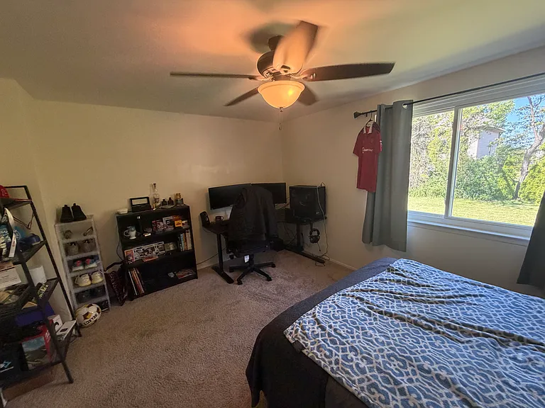 741 Kentucky Dr — Photo 16