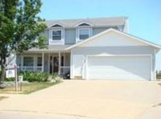 812 E Independence St, Pella, IA 50219