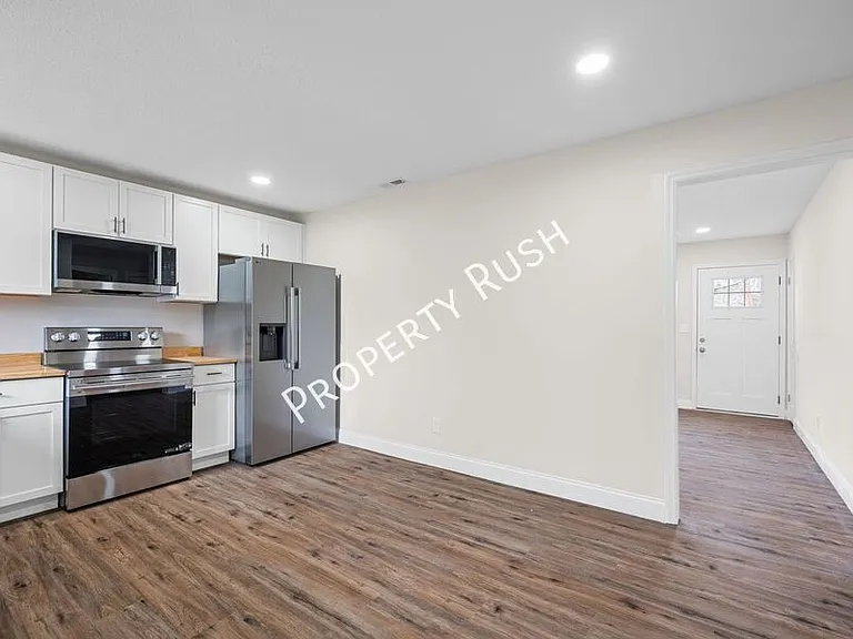 3336 Gundy Dr #B — Photo 6