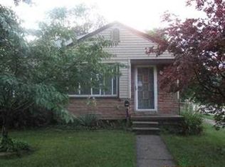 25404 New York St, Dearborn Heights, MI 48125