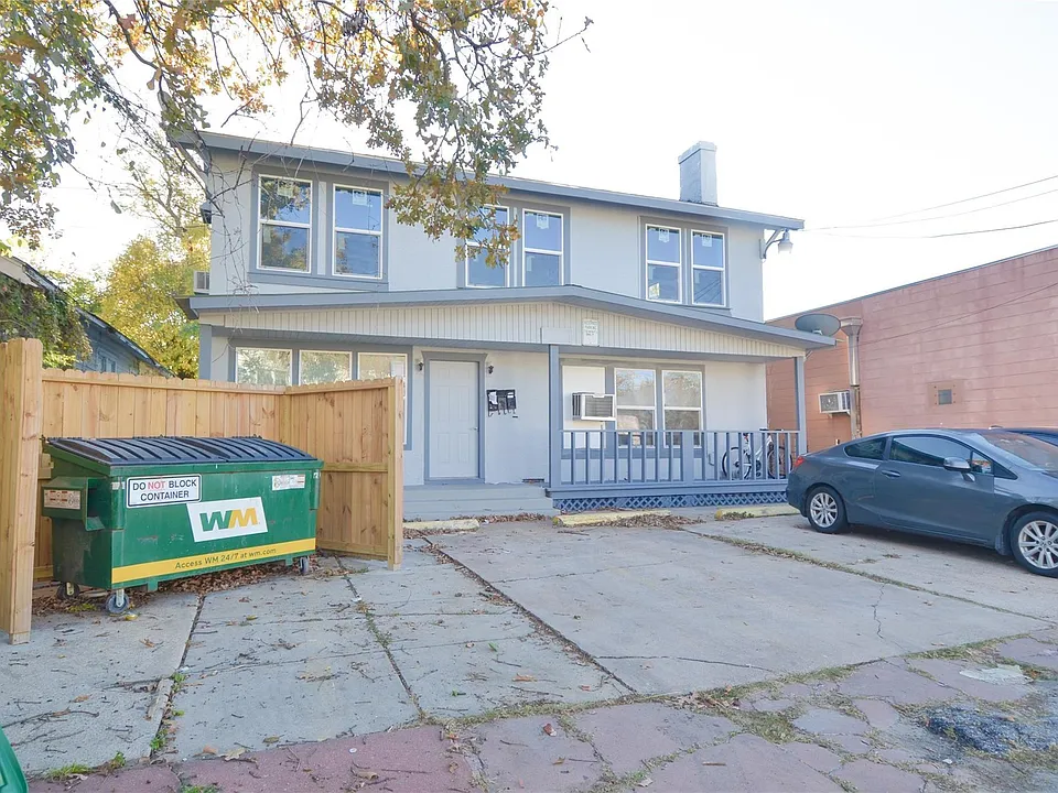 103 Cosmos St #2