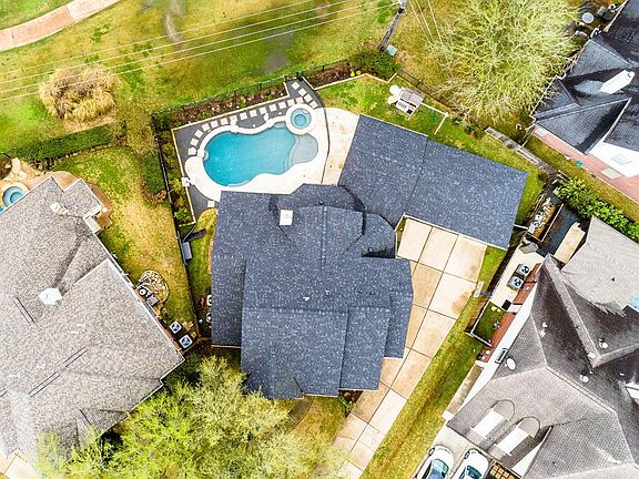4th image of 8715 Chipping Rock Dr