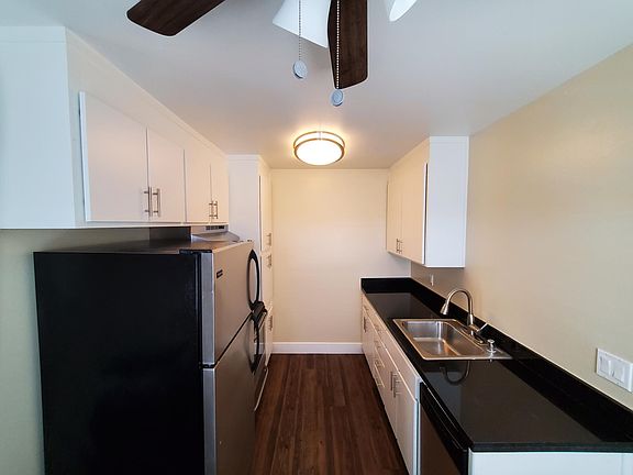 2nd image of 524 E Maude Ave #40