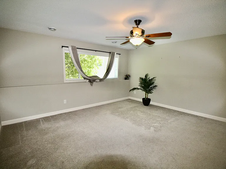 15672 Fairchild Way — Photo 36