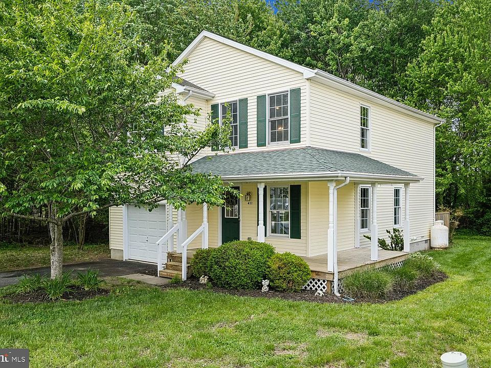 1st image of 411 Mallard Dr