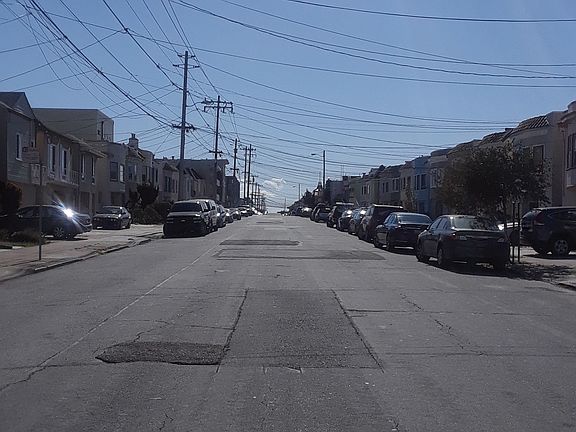 5th image of 1315 39th Ave