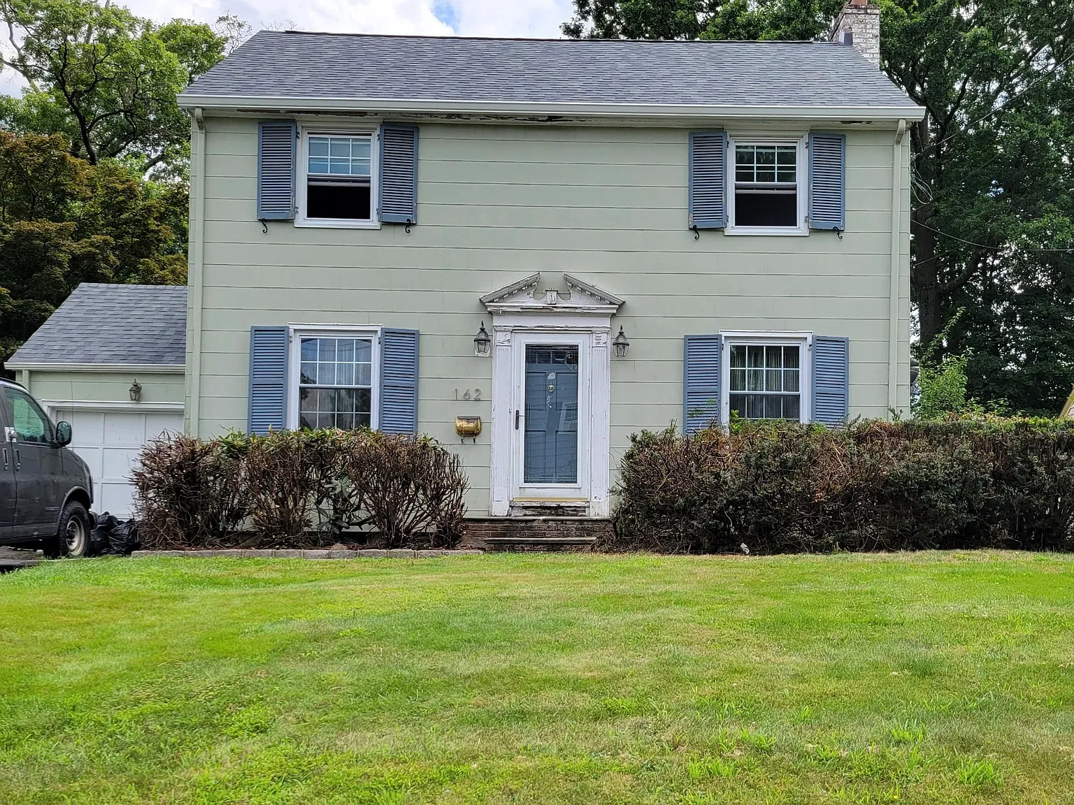 4 bed, 2.5 bath, 2000 sqft, $3,950 — Photo 1