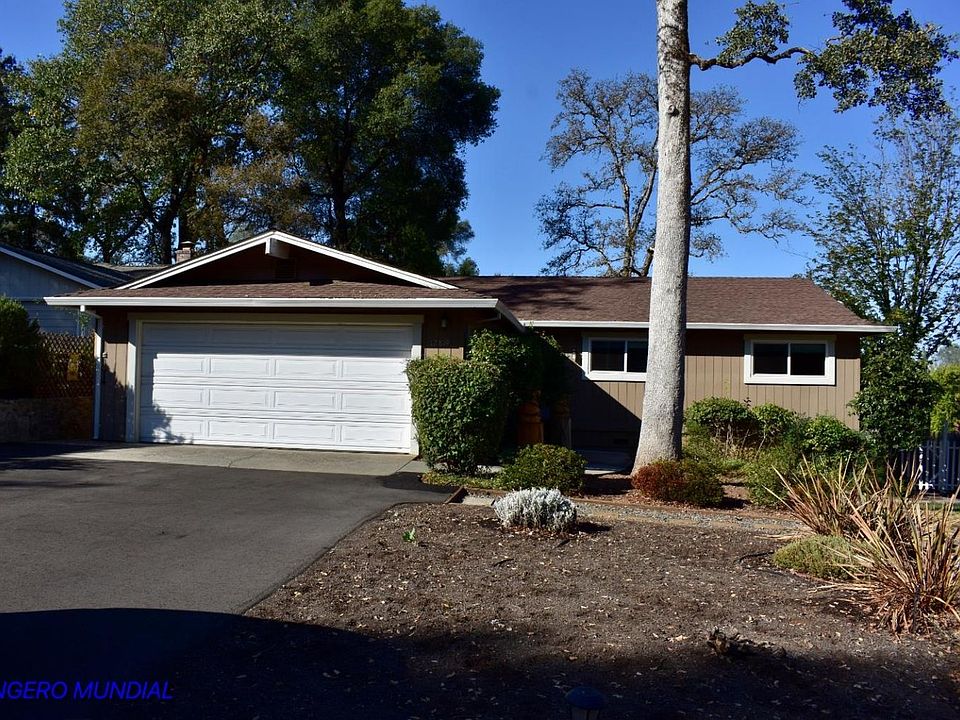 2nd image of 12819 Torrey Pines Dr