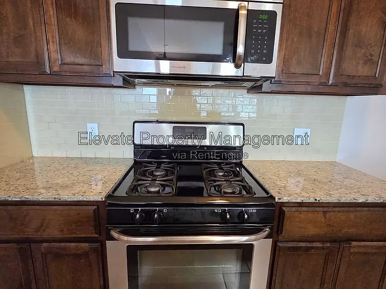 2300 Starwood Way — Photo 11