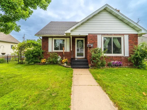 712 8TH STREET, Mosinee, WI 54455
