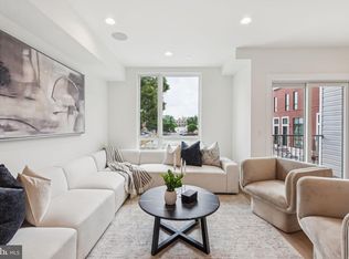 610 N Brenna Walk, Philadelphia, PA