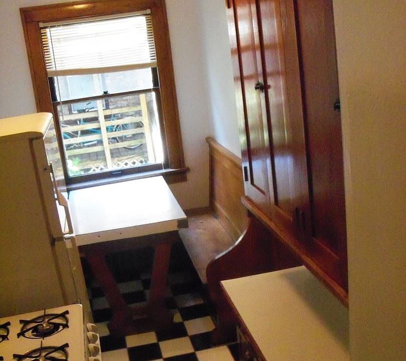 1st image of 2507 Nicollet Ave APT 04