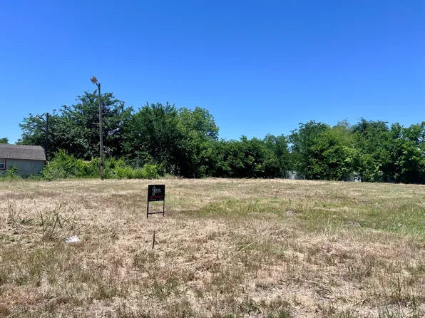 101 3rd St, Mill Creek, OK 74856