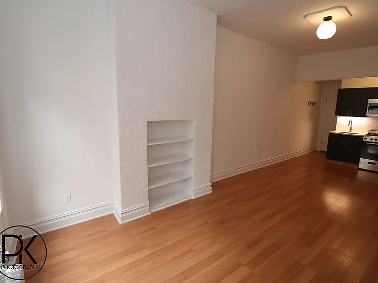 122 Bedford Ave #2RR — Photo 6