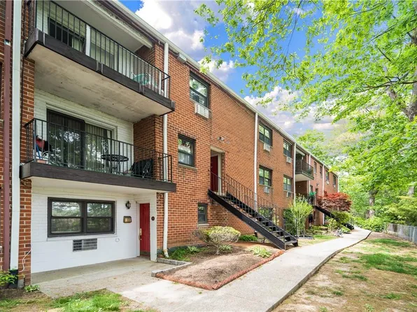 51 Fieldstone Drive #64, Hartsdale, NY 10530