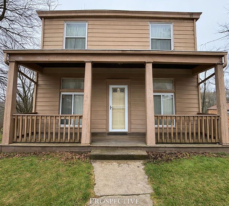 1st image of 323 Traymore Ave