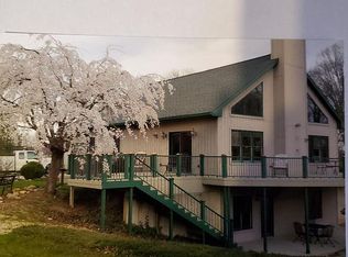 3692 Plenary Rd, Charleston, IL 61920