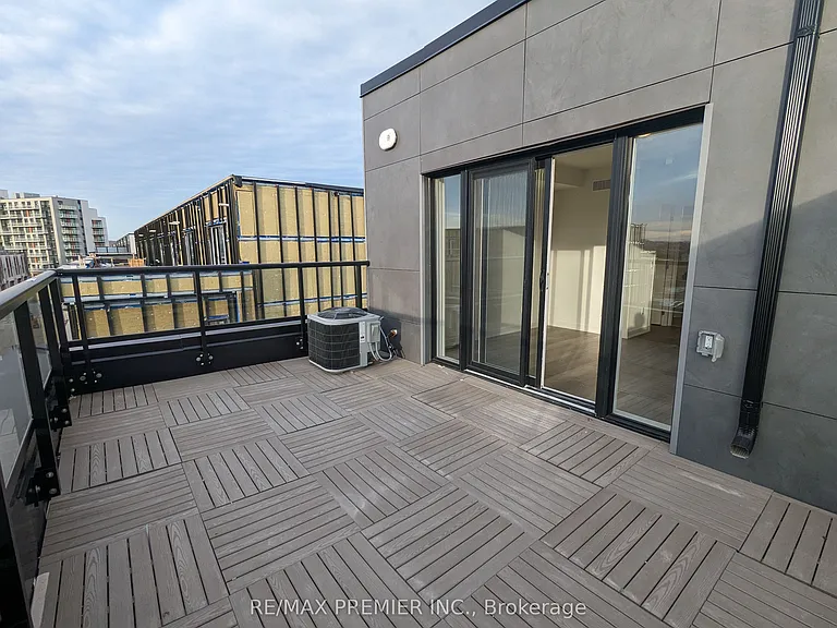 11 Steckley House Ln #411 — Photo 26