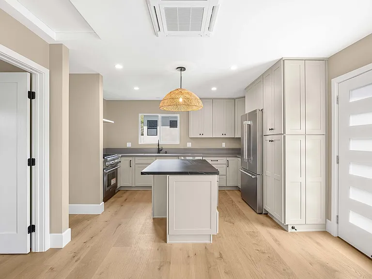 354 La Perle Ln — Photo 14