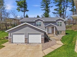 330 Waite Ln #3, Platteville, WI 53818