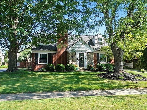 3rd image of 315 Patterson Rd