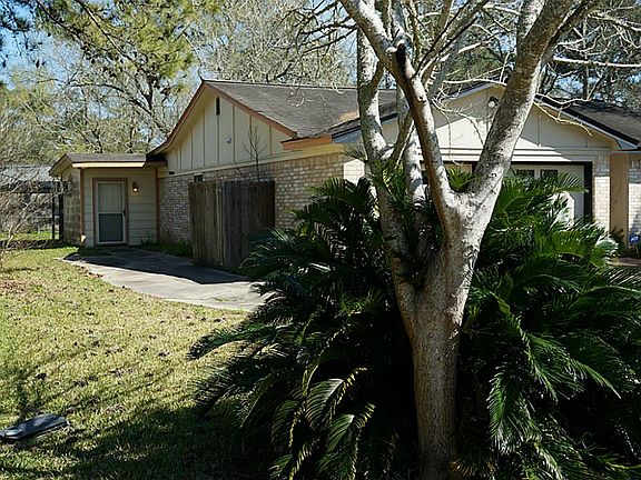 2nd image of 7314 Palmetto Ln