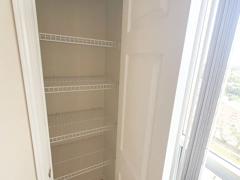 55 Strathaven Dr #1202 — Photo 10