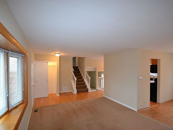 3rd image of 1055 W Park Place Dr
