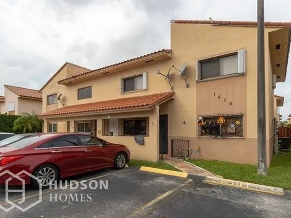 7650 W 29th Way APT 201, Hialeah, FL 33018