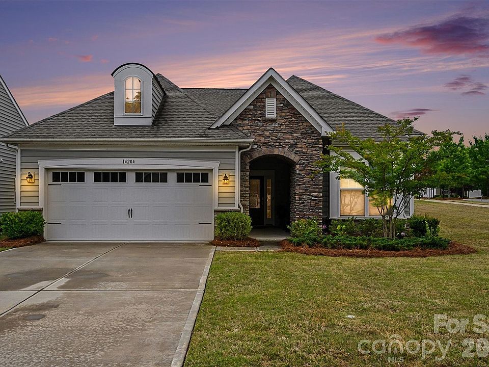 1st image of 14204 Southbridge Forest Dr