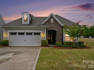 14204 Southbridge Forest Dr, Charlotte, NC 28273