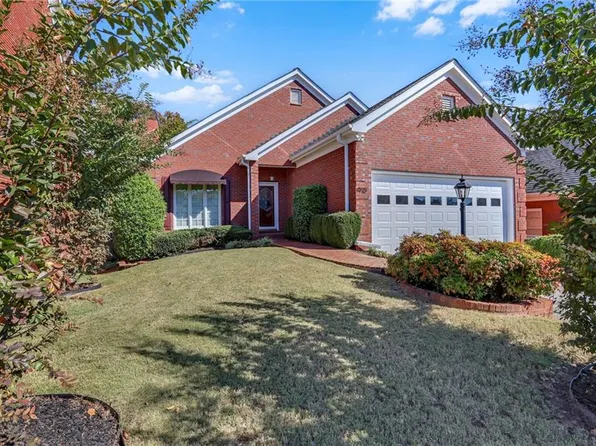 1910 Stockton Walk Ln, Snellville, GA 30078