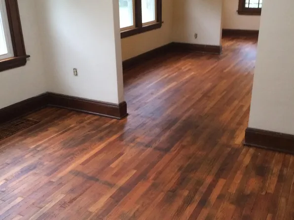1510 Front St APT 2, Cuyahoga Falls, OH 44221