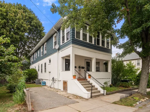 23 Walnut St Unit 23, Belmont, MA 02478