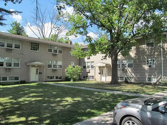 105 N Willow St #2 — Photo 12