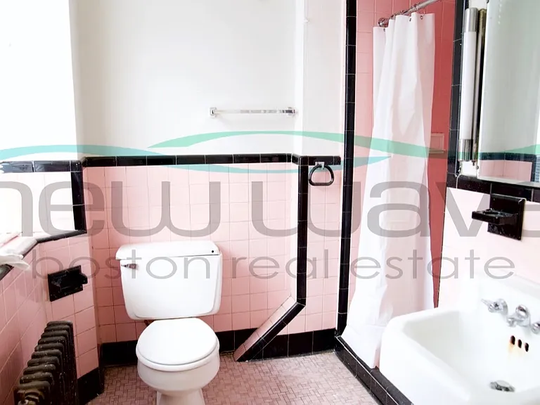 147 Charles St #4 — Photo 12