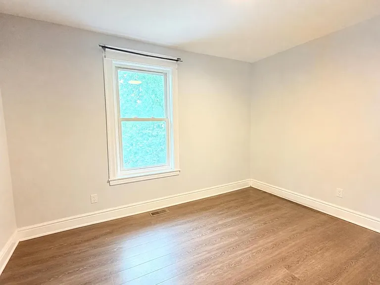 567 Campbell Ave #MAIN — Photo 15