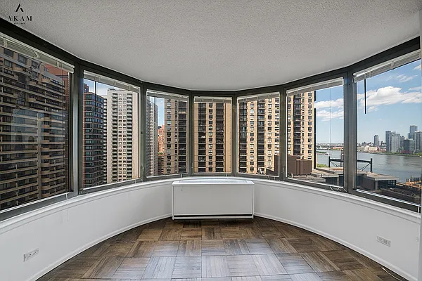 Rented by Akam Sales and Brokerage | media 1