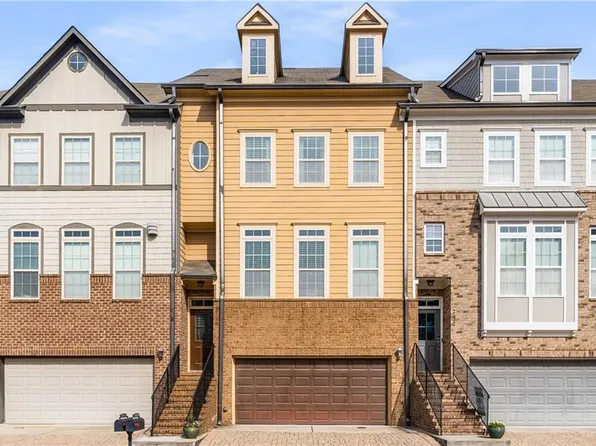 2120 Old Georgian Ter NW, Atlanta, GA 30318