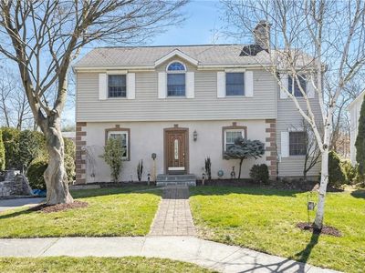 23 Bentay Drive, Harrison, NY, 10528