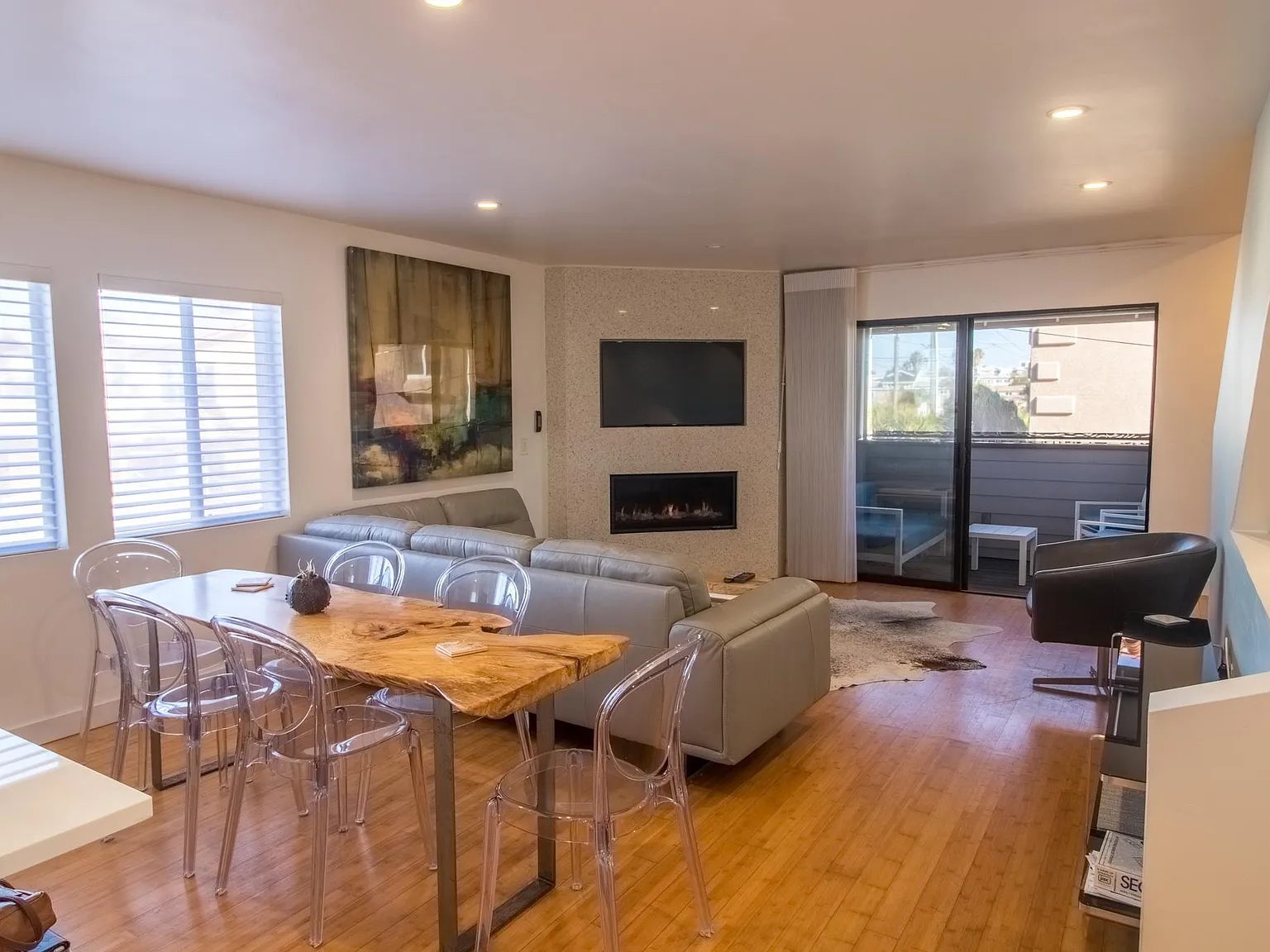 725 Seacoast Dr — Photo 4