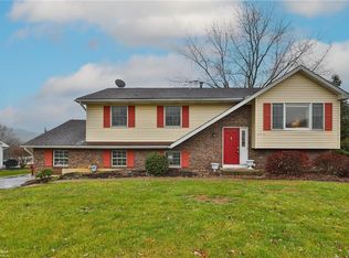 2508 Meadow Lane Dr, Easton, PA 18040
