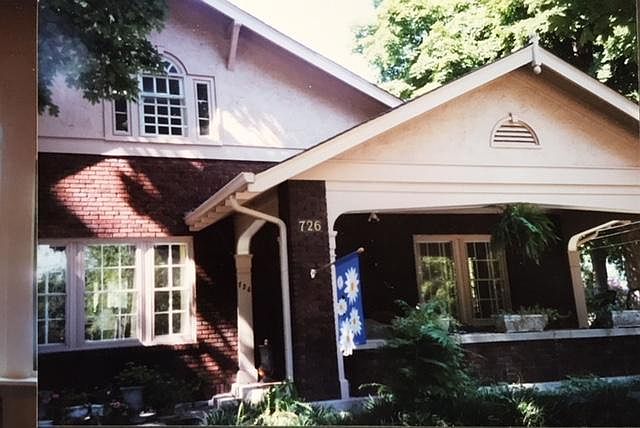 Front porch, showing Studio Apt.'s Palladian windows, above.