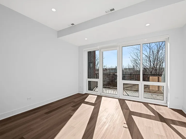 1435-40 W Fillmore St #510 — Photo 8