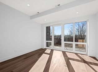 1439 W Fillmore St #102, Chicago, IL 60607