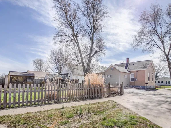 401 E Carpenter St, Jerseyville, IL 62052