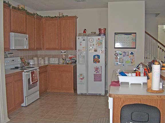 5th image of 724 Dover Park Trl